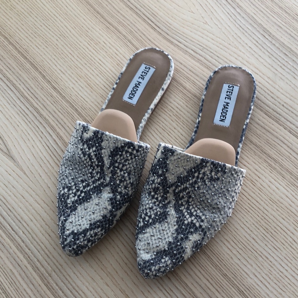 Steve Madden Slides